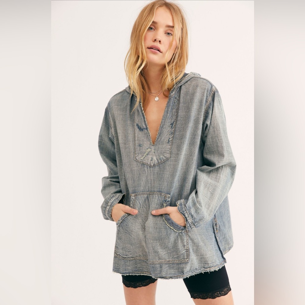 ❌SOLD❌💫RESERVED💫Magnolia Pearl Denim Baja Poncho (posted price accepted)☄️ - Picture 1 of 9